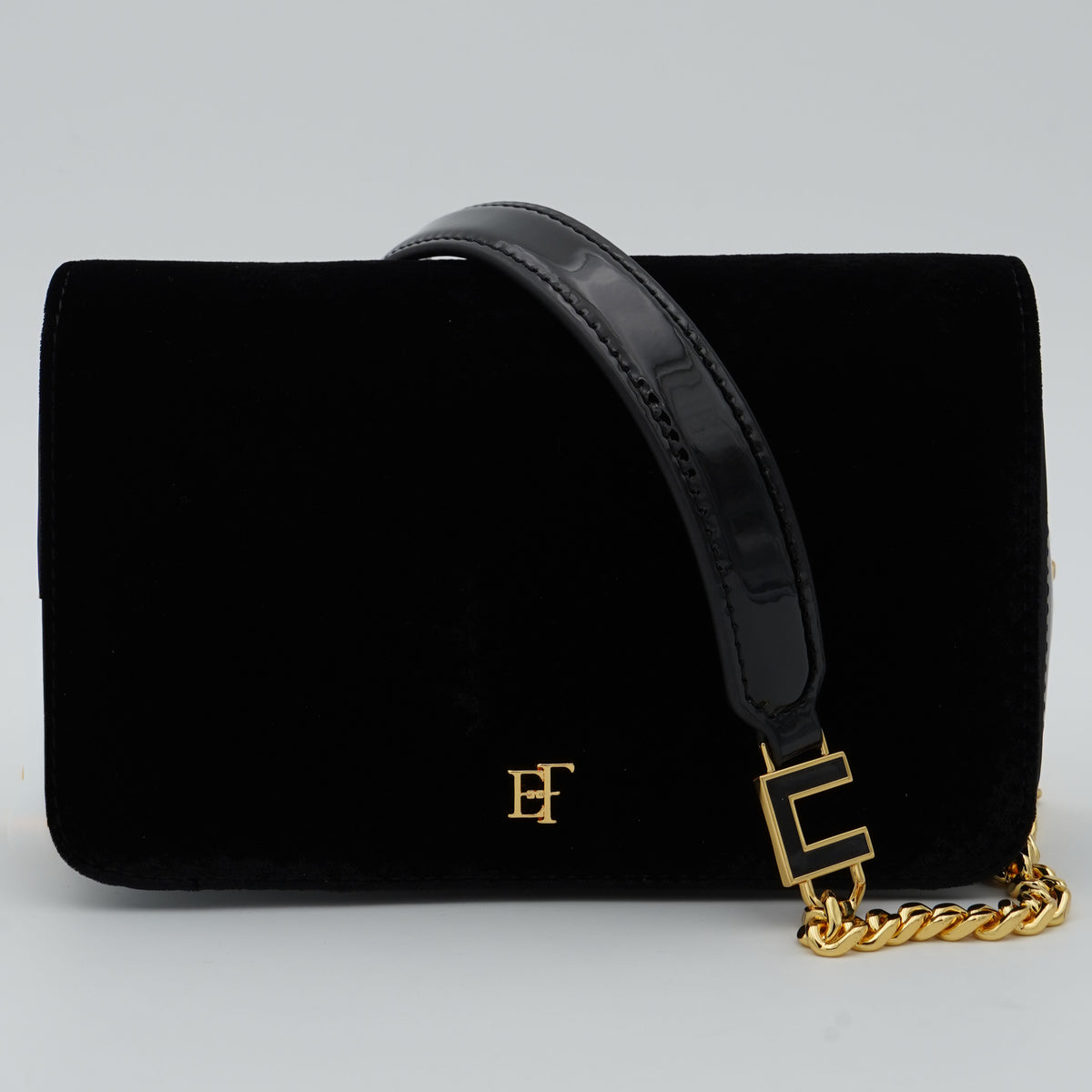 Borsa a Tracolla Elisabetta Franchi BS20A67E2 Nera Effetto Velluto con Dettagli Oro