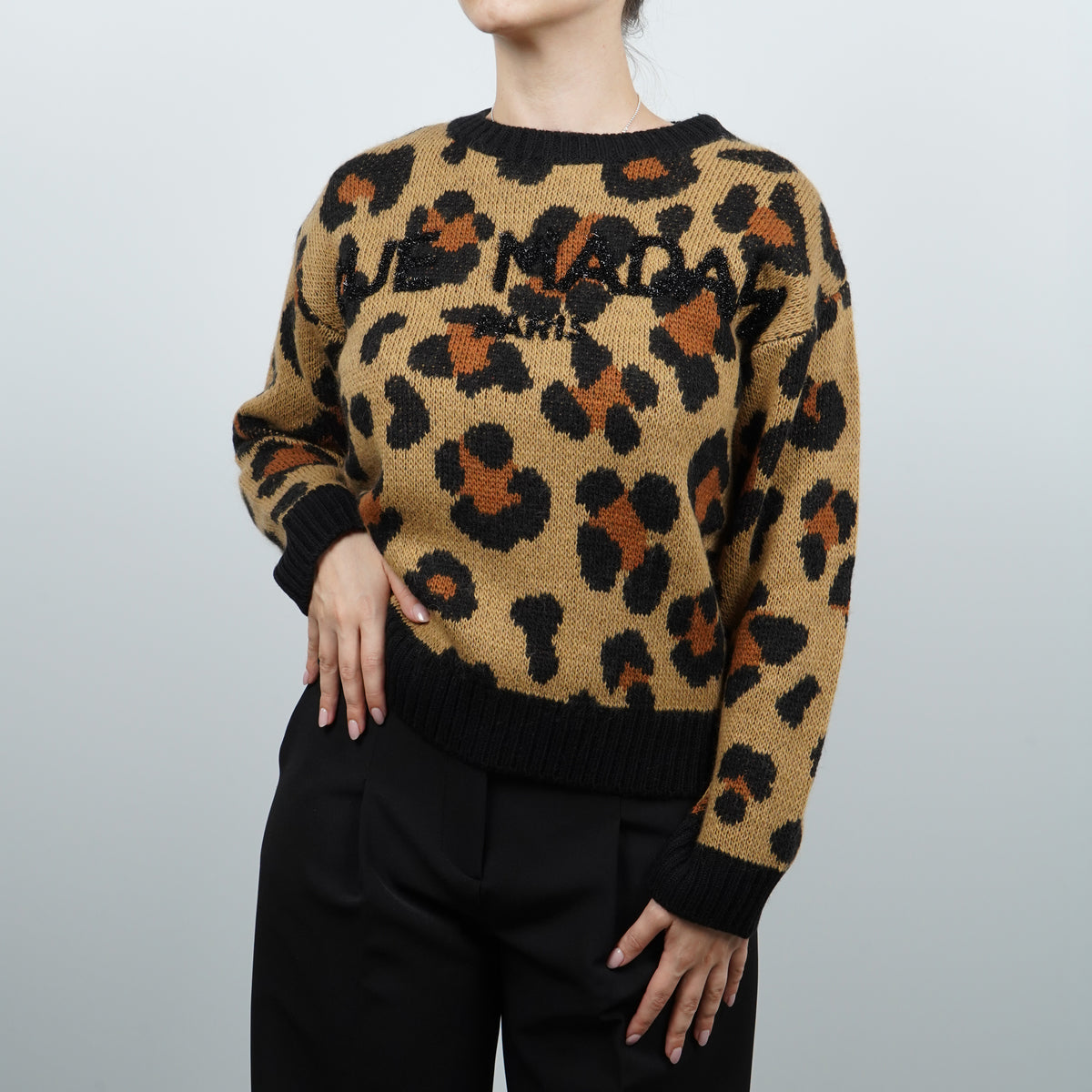 Maglione Rue Madam Paris Leopard Jumper 1603 Leopard in Misto Lana Jacquard Animalier con Logo Ricamato in Lurex