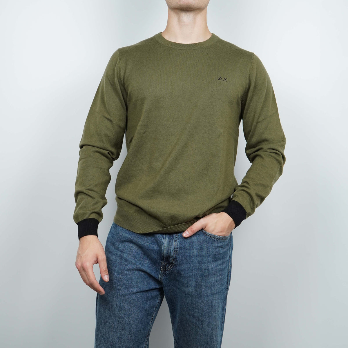 Maglione Girocollo SUN68 Sweater Elbow Contrast K46160-74 Verde Militare Scuro in Lana e Cotone