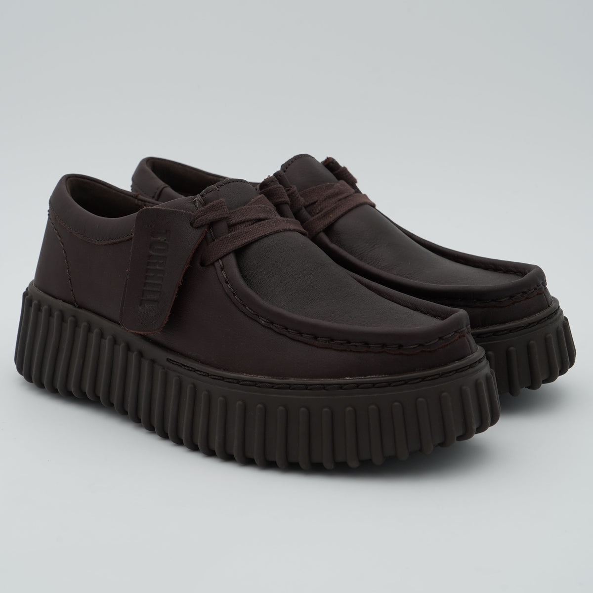 Mocassino Stringato Clarks Torhill Bee 26327768 Marrone Scuro in Pelle con Suola Platform Scanalata