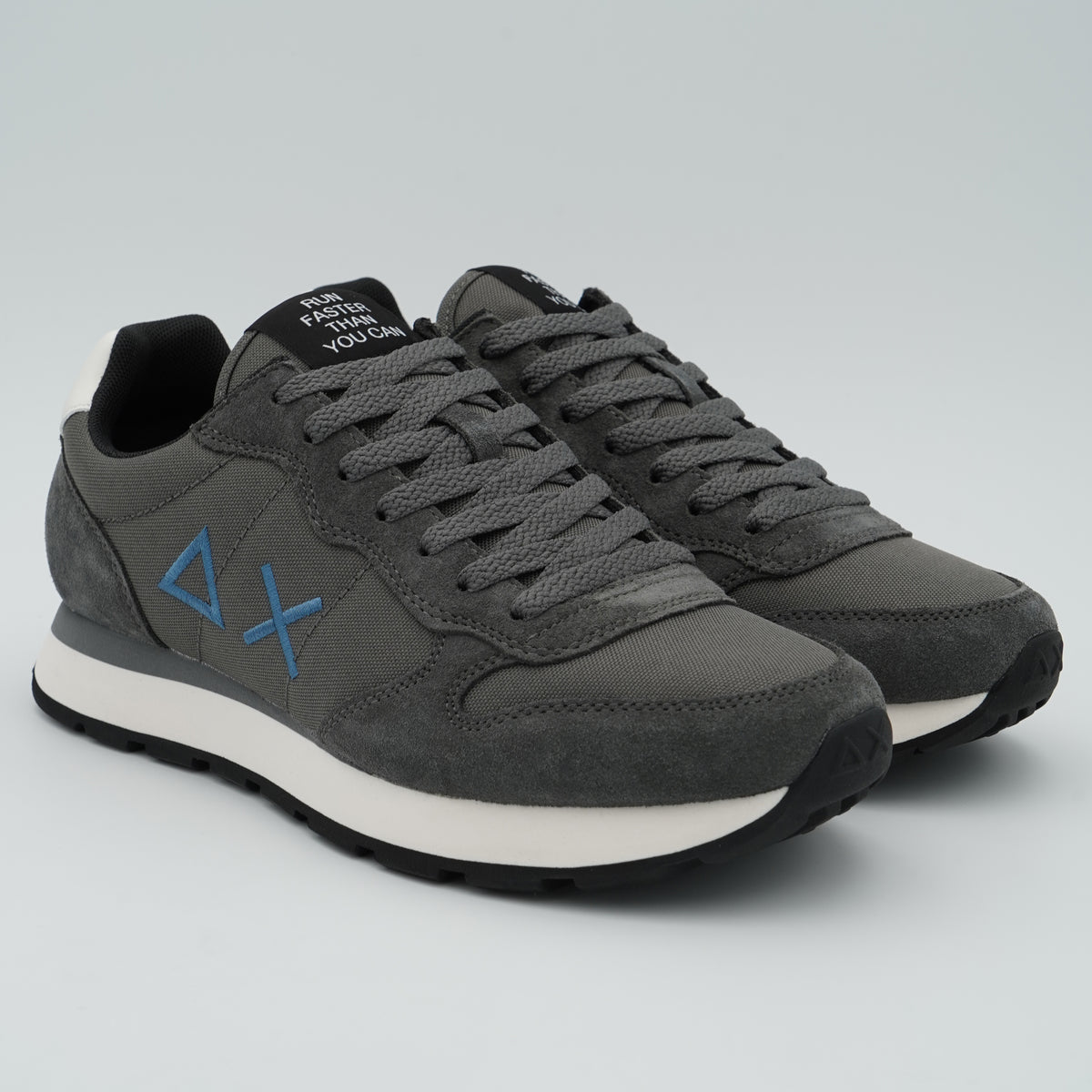 Sneakers SUN68 Tom Solid Z46101 47 Grigio Scuro in Nylon e Suede con Logo Ricamato e Suola EVA