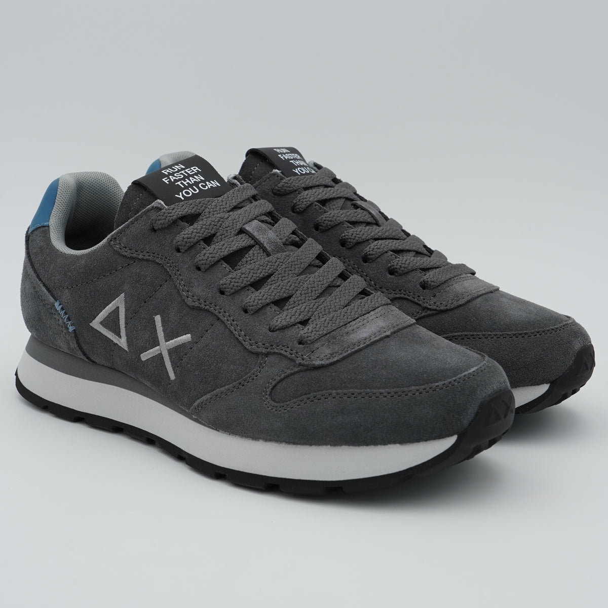 Sneakers SUN68 Tom Suede Z46106 47 Grigio Scuro in Camoscio con Logo Ricamato e Suola EVA