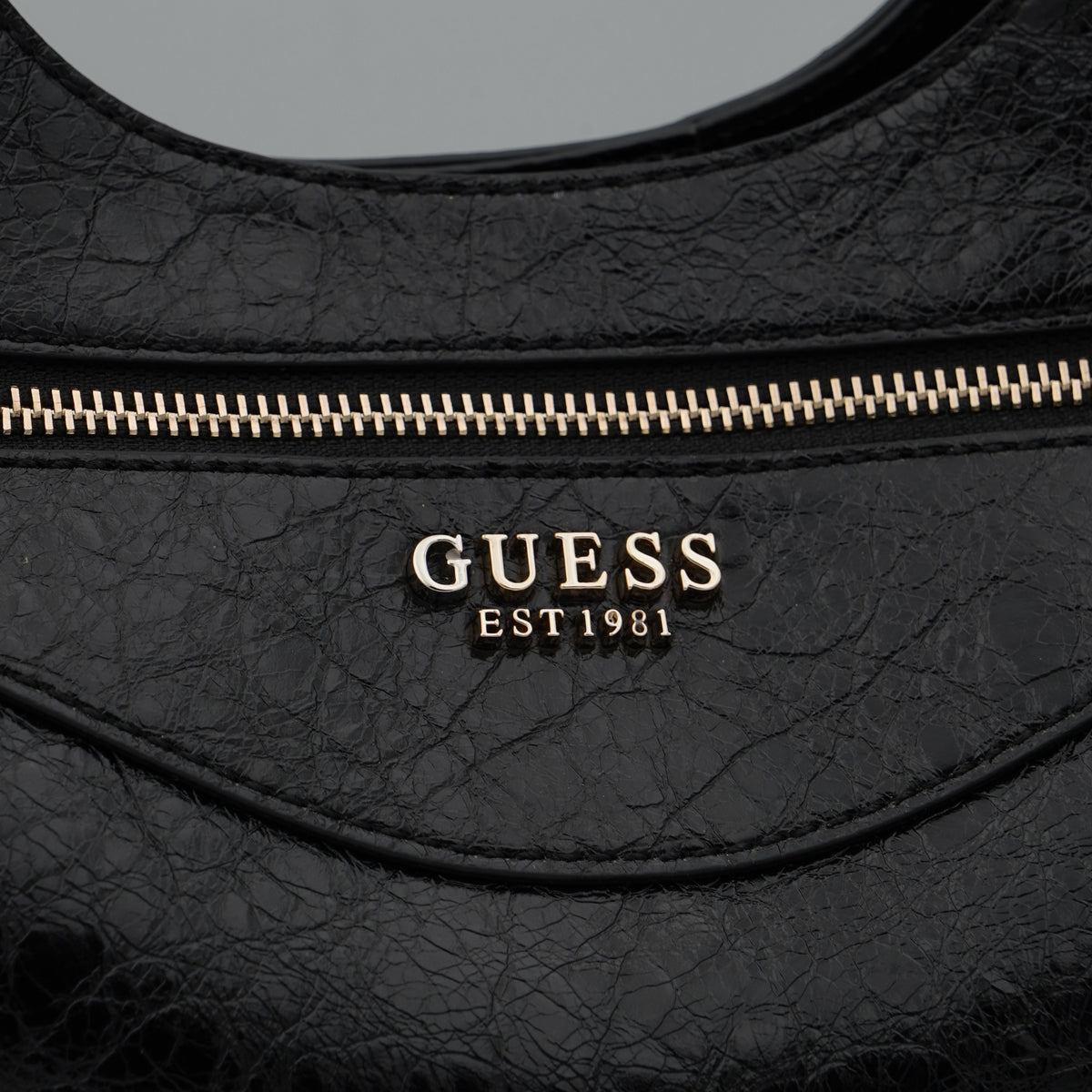 Borsa a Spalla Guess Antonia Large Hobo HWTG2183020 Black Nera Effetto Craquelé con Zip Frontale e Dettagli Dorati