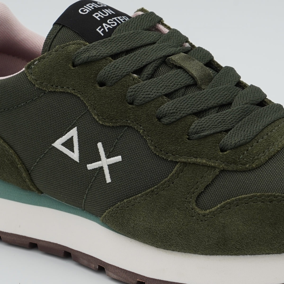 Sneakers SUN68 Ally Solid Z46201 74 Verde Militare Scuro in Suede e Nylon con Logo Ricamato e Suola Running in EVA