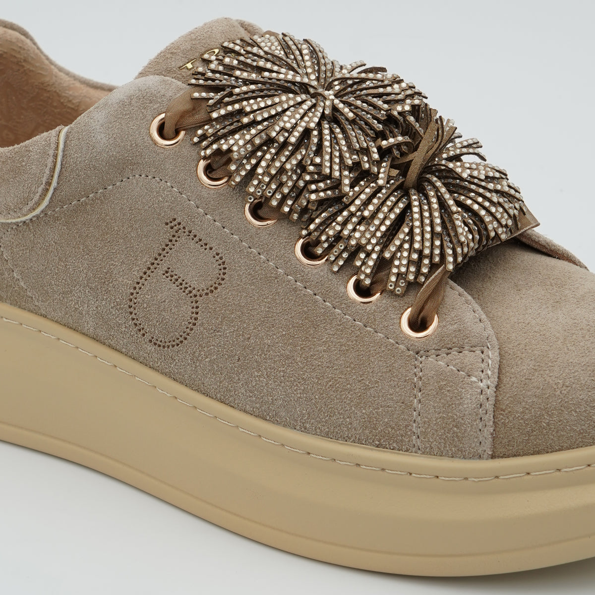 Sneakers Tosca Blu City Luxe SF2602S028 C05 Beige in Microfibra con Micro Strass, Pompon Gioiello e Suola Platform