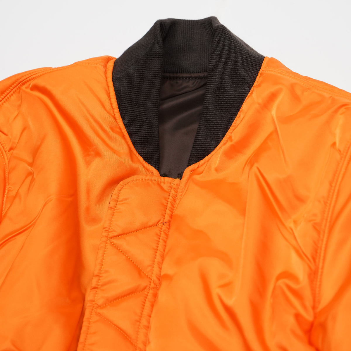 Bomber Alpha Industries 100101 MA-1 Heritage Marrone