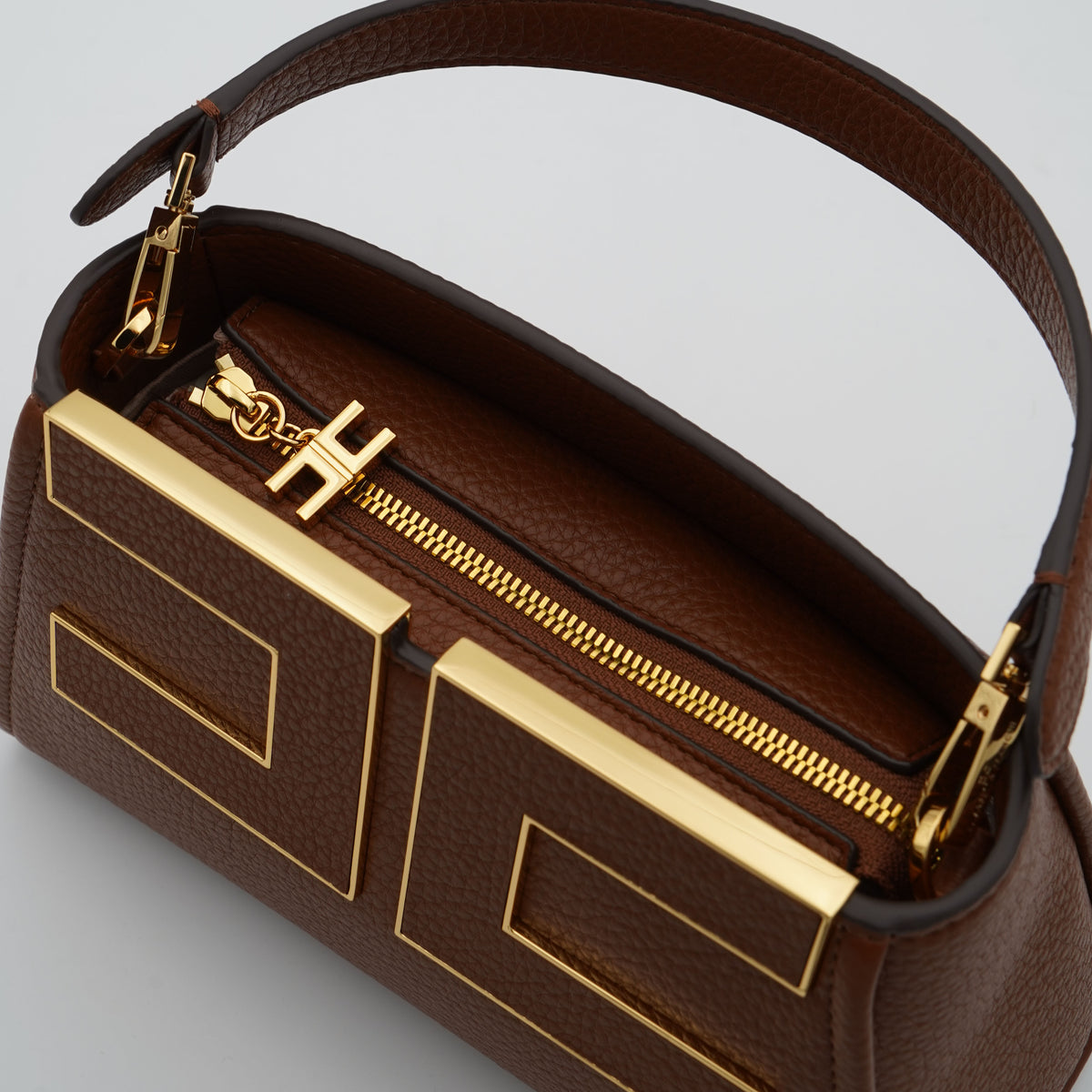 Borsa Elisabetta Franchi BS07A66E2 Sigaro con Logo Oro
