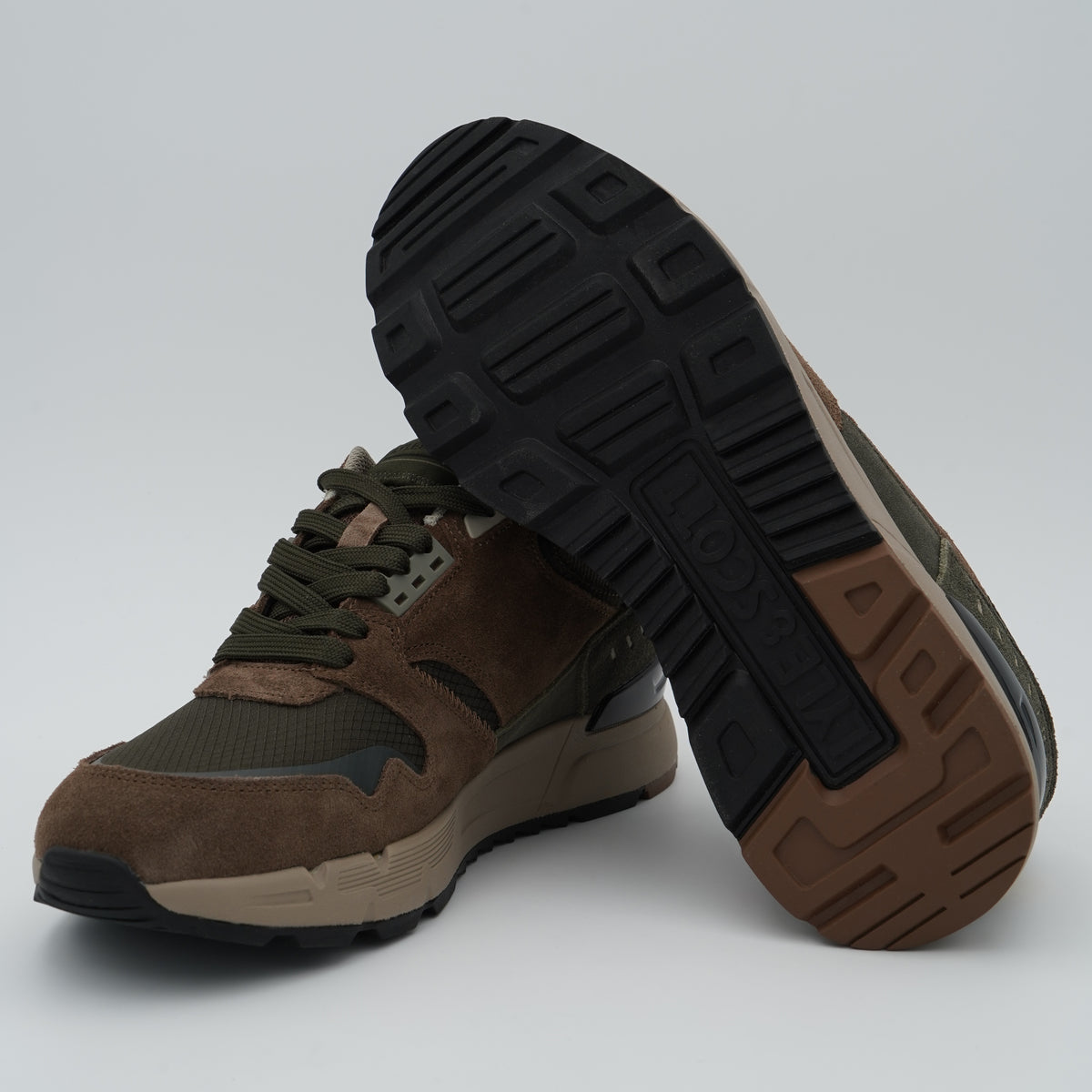 Sneakers Lyle & Scott Finlay LSMRU00003 021 Marrone e Verde Oliva in Pelle Scamosciata e Tessuto Tecnico con Suola Chunky