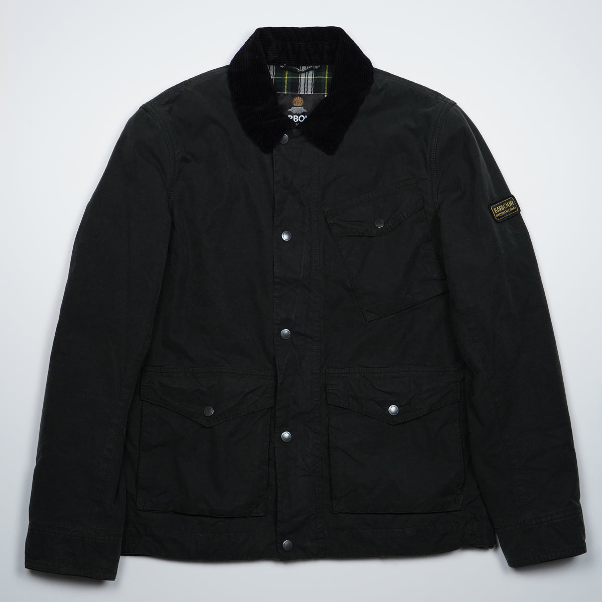 Giubbotto Barbour International Winter Drifter Washed Wax MWX2600 SG51 Sage Verde Salvia Scuro in Cotone Cerato con Colletto in Velluto e Fodera Trapuntata