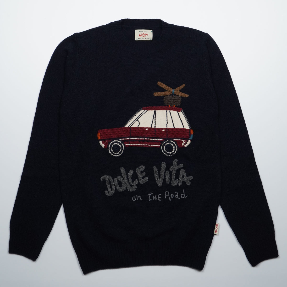 Maglione Girocollo BOB Scott R00638 Blu Navy in Misto Lana con Ricamo Auto "Dolce Vita on the Road"
