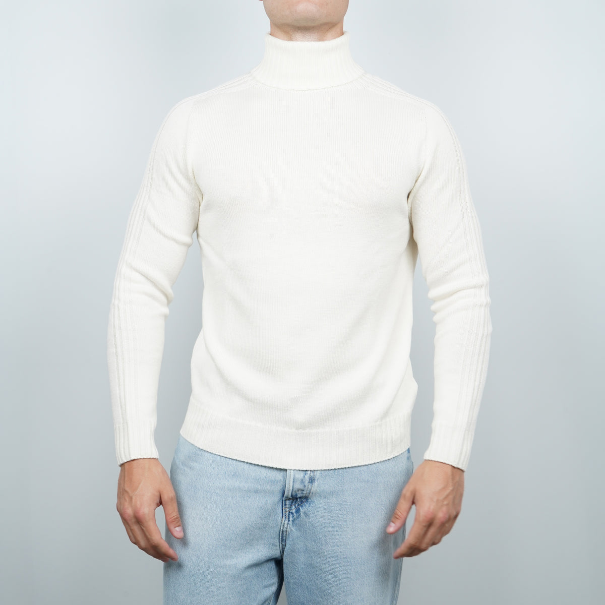 Dolcevita Dondup M00856U 002 Bianco Avorio in Pura Lana con Collo Alto, Maniche Lunghe e Finiture a Costine