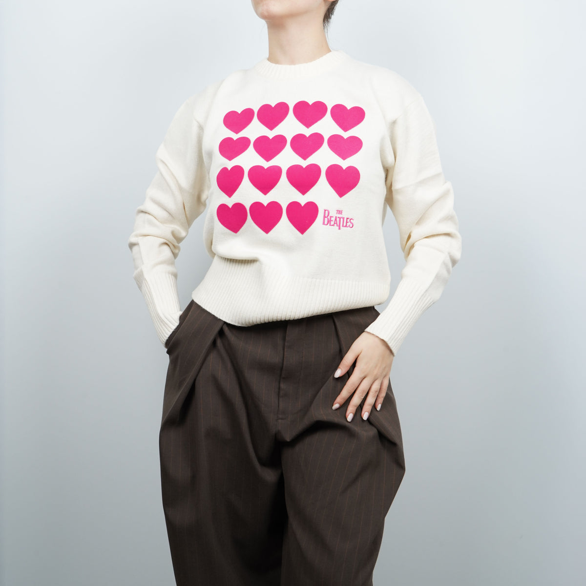 Maglione Girocollo SUN68 x The Beatles K46616 31 Panna Oversize Warm Wool con Cuori Fucsia, Girocollo e Maniche Lunghe