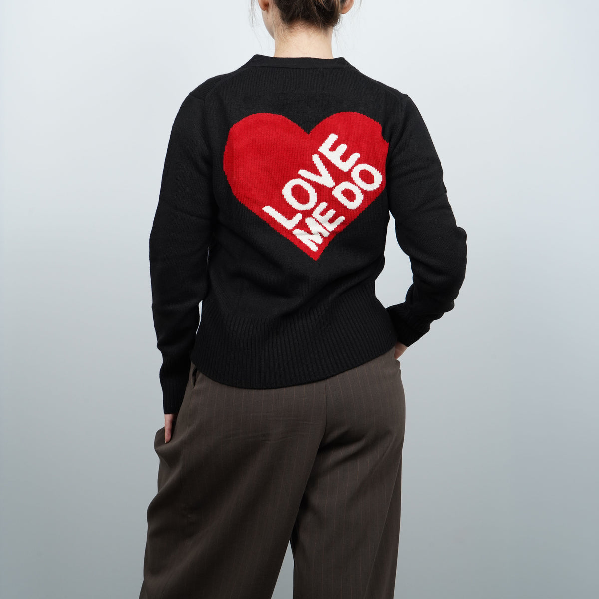 Cardigan SUN68 x The Beatles K46617 Warm Wool Beatles 11 Nero in Misto Lana e Cashmere con Cuore Love Me Do e Tasche Applicate