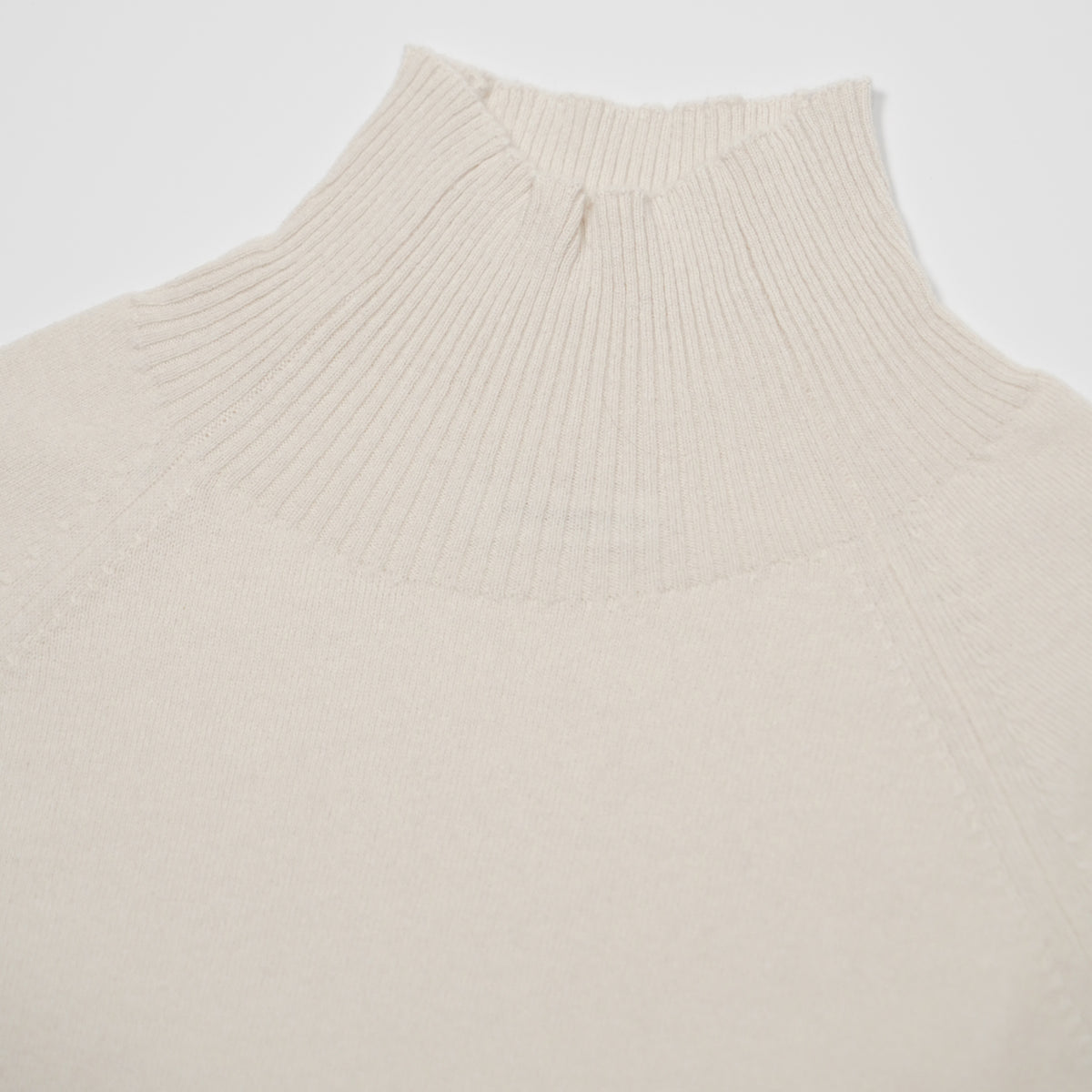 Maglione Lupetto Raglan Kangra 4520-00438 Bianco Panna in Lana e Cashmere