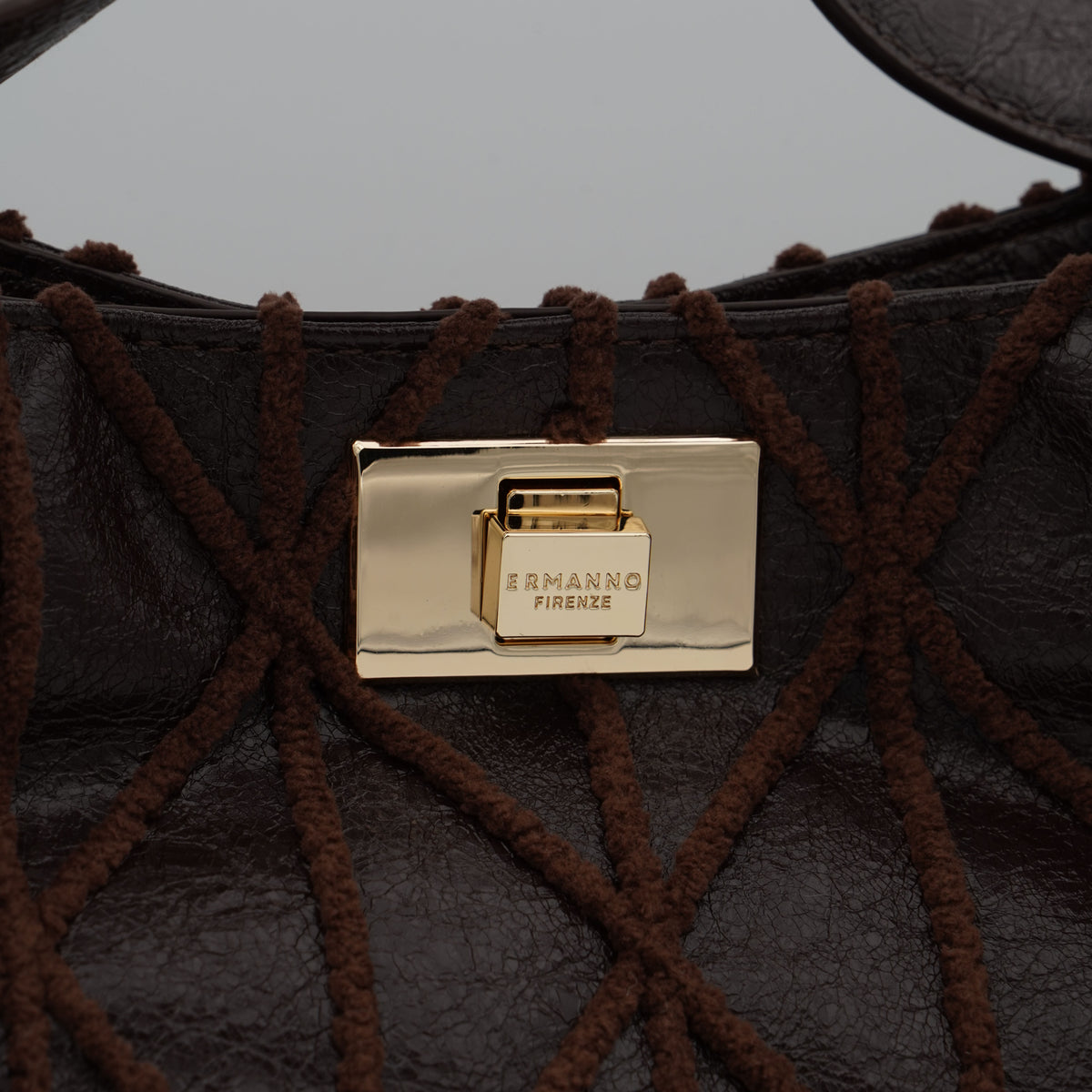 Borsa Ermanno Firenze by Ermanno Scervino Belen 12402279 Marrone Scuro Large Effetto Vintage con Ricamo Geometrico
