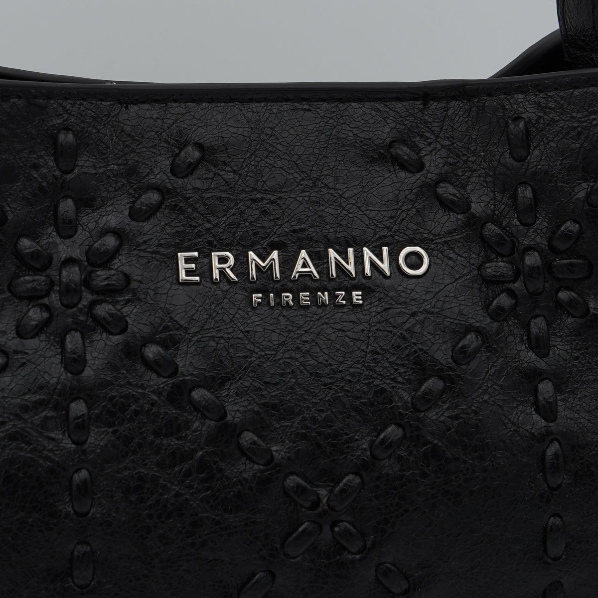 Borsa Ermanno Firenze by Ermanno Scervino Brie Medium Tote 12402241 Nera con Ricami Floreali e Logo Metallico