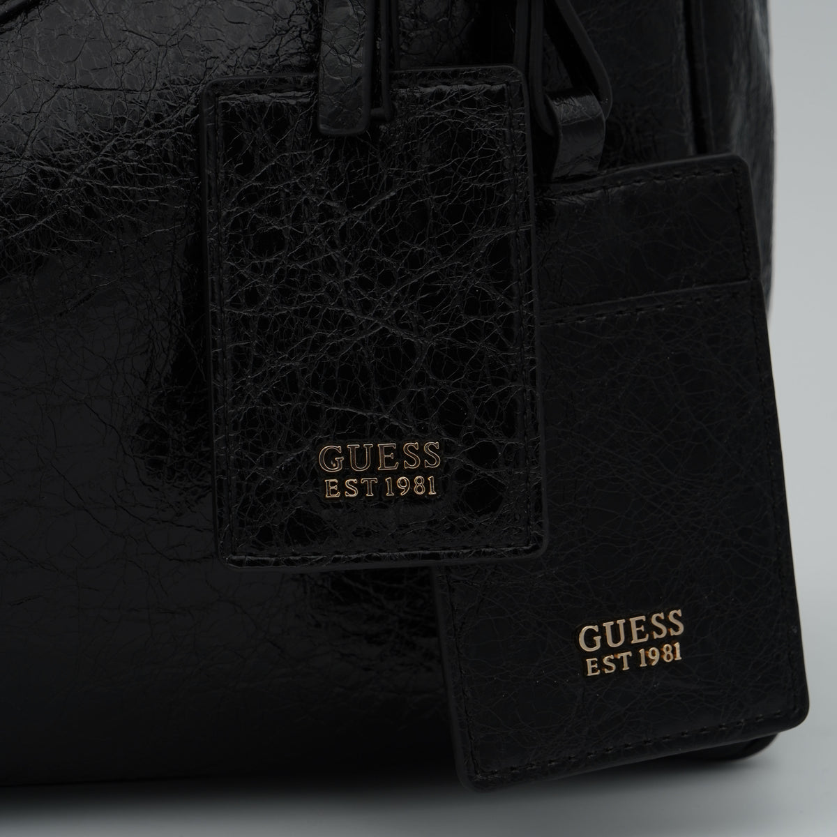Borsa a Spalla Guess Antonia Large Hobo HWTG2183020 Black Nera Effetto Craquelé con Zip Frontale e Dettagli Dorati