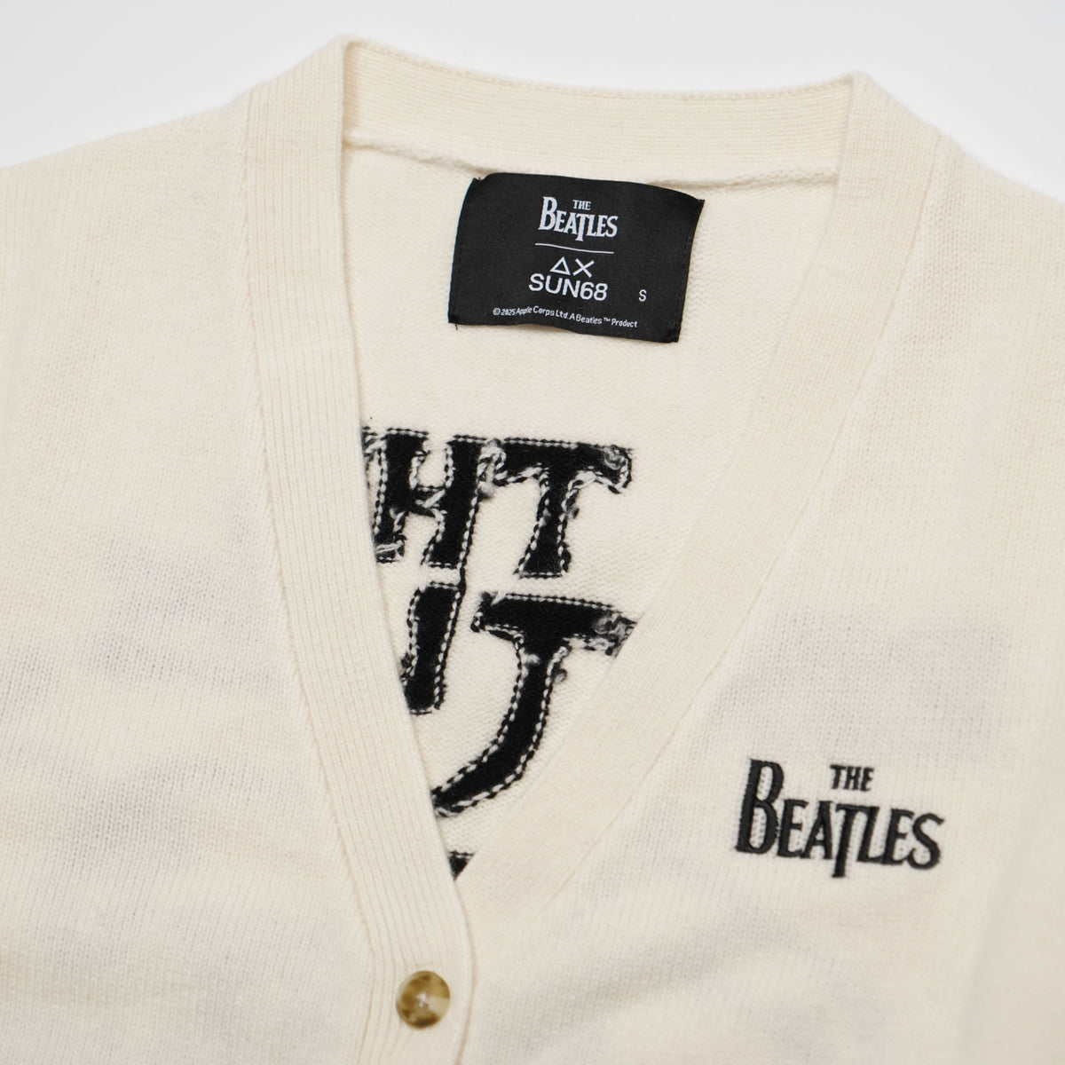 Cardigan SUN68 x The Beatles K46617 Warm Wool Colore 31 Bianco Panna in Misto Lana e Cashmere con Scollo a V, Tasche e Logo Ricamato