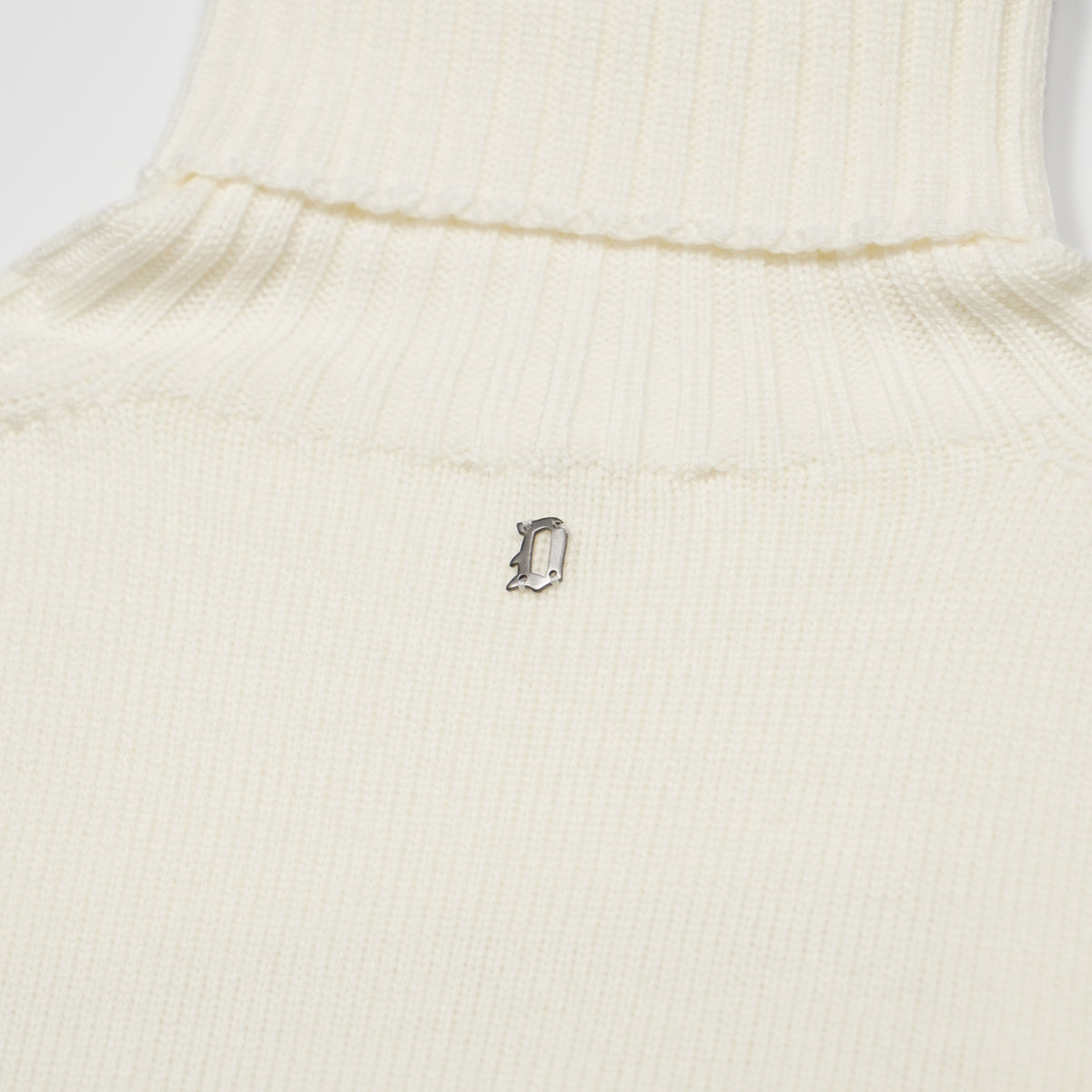 Dolcevita Dondup M00856U 002 Bianco Avorio in Pura Lana con Collo Alto, Maniche Lunghe e Finiture a Costine