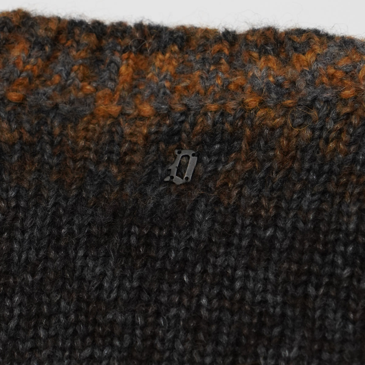Maglione Girocollo Dondup UT309 M01037U 002 728 Camel Multicolore in Misto Lana e Alpaca con Fantasia a Righe Sfumate e Vestibilità Regular
