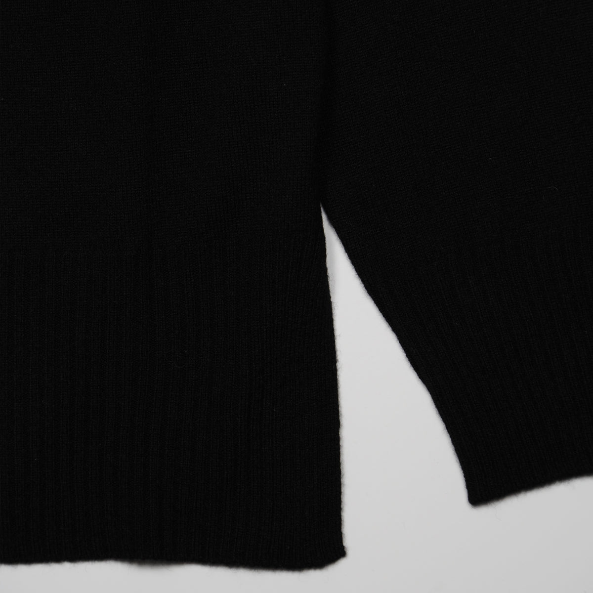 Maglione Lupetto Raglan Kangra 4520-00002 Nero in Lana e Cashmere