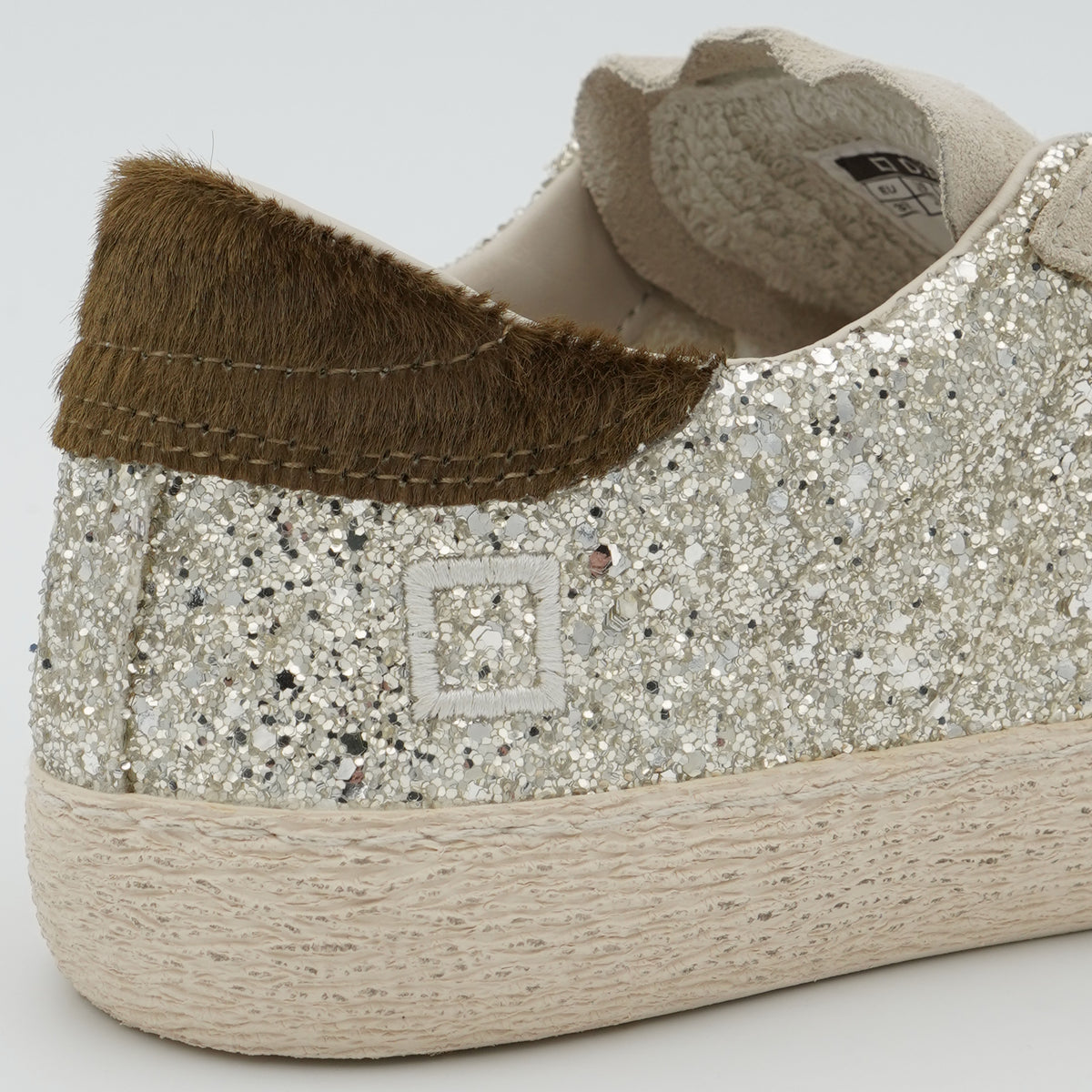 Sneakers D.A.T.E. Hill Low Glitter W451HLGLPL Platinum in Pelle Glitterata Platino e Camoscio Beige