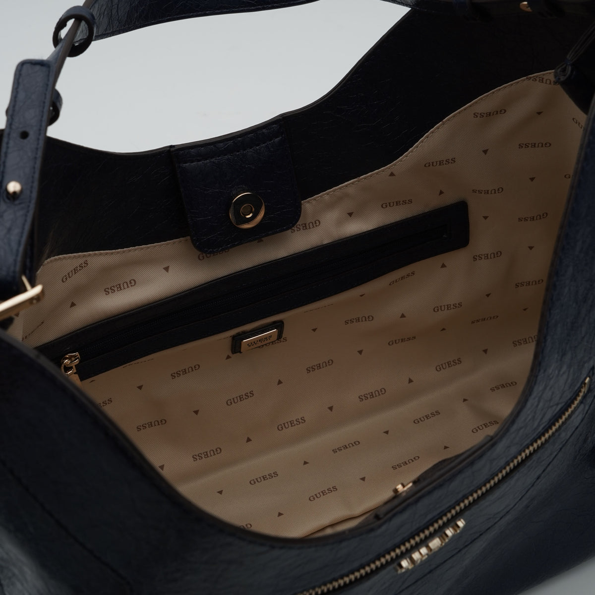 Borsa a Spalla Guess Antonia Large Hobo HWTG2183020 Midnight Blu Scuro Effetto Craquelé con Zip Frontale e Dettagli Dorati