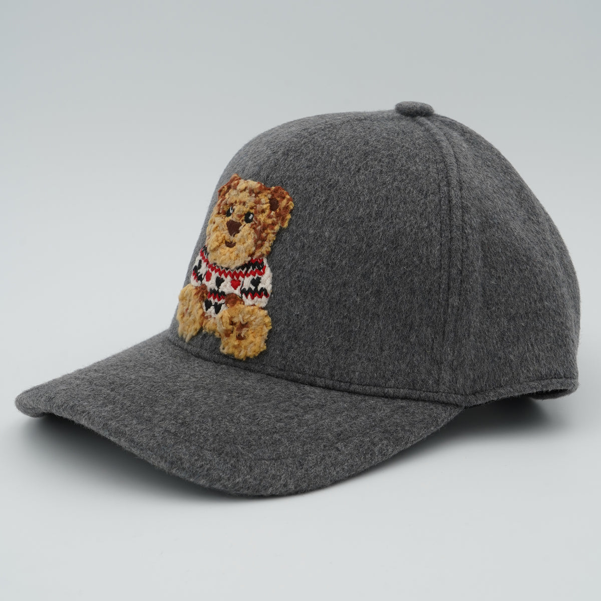 Cappello Rue Madam Paris Marvin Love Cap 1616 Grey Grigio Mélange in Misto Lana con Visiera Curva, Orsetto Ricamato e Logo Laterale