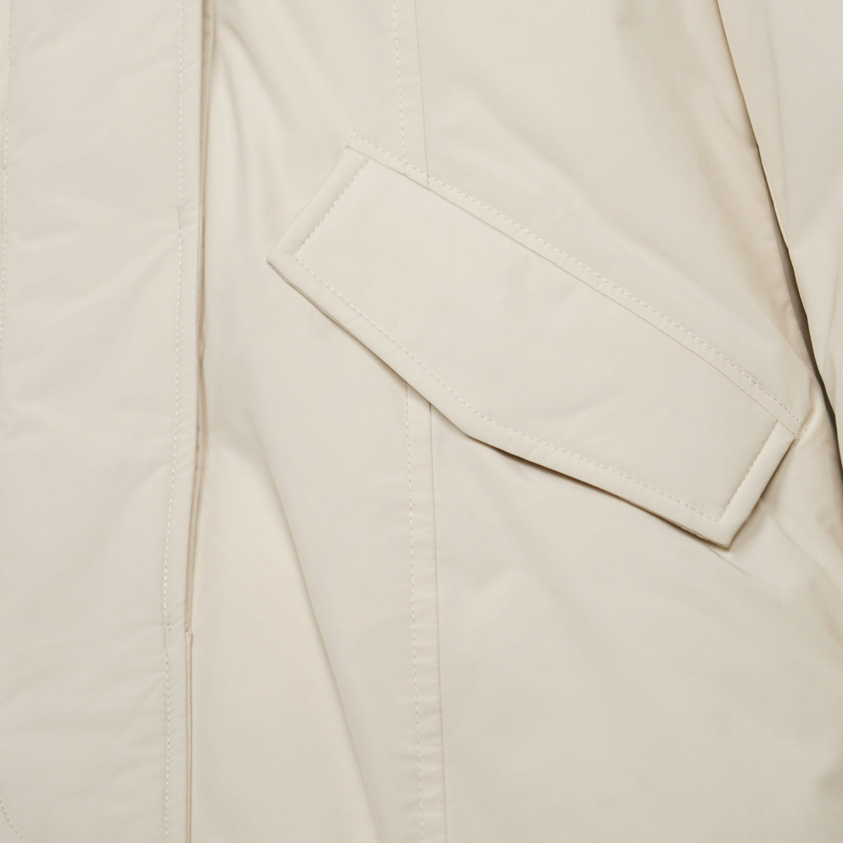 Parka Woolrich Luxury Arctic Bianco Panna con Cappuccio in Pelliccia
