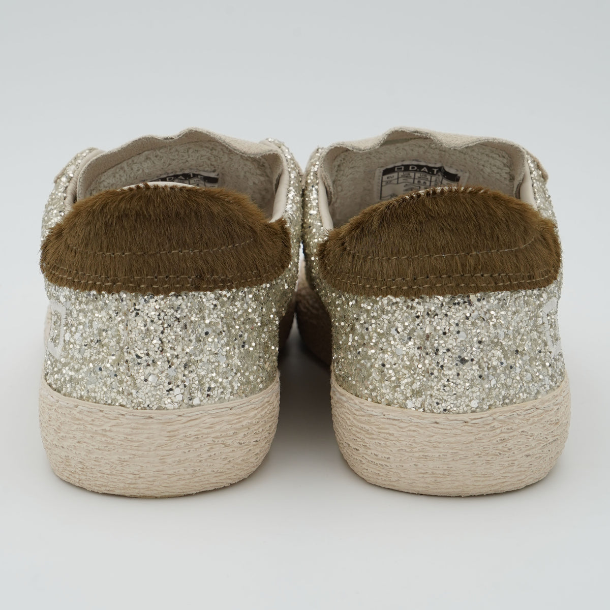 Sneakers D.A.T.E. Hill Low Glitter W451HLGLPL Platinum in Pelle Glitterata Platino e Camoscio Beige