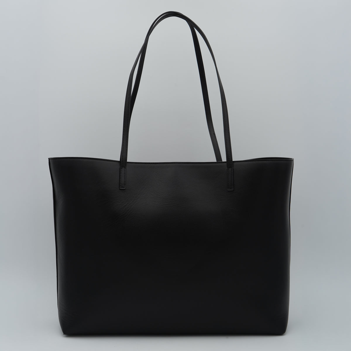 Borsa Tote Via Roma 15 VR1200 Nappa Nero con Dettaglio V Oro