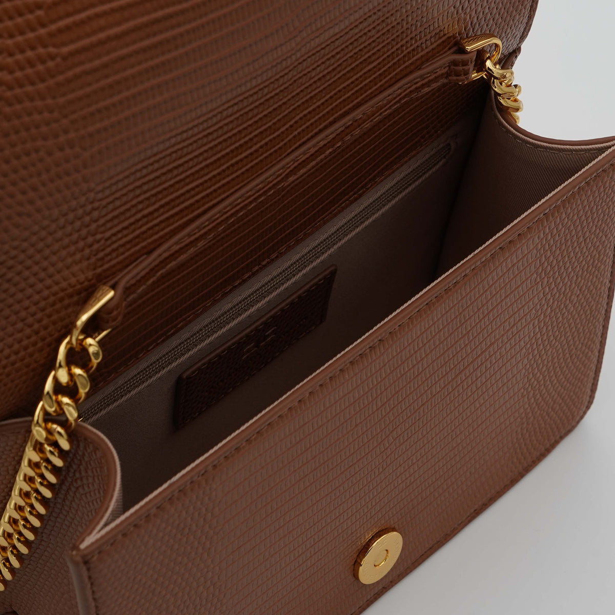 Borsa a Tracolla Elisabetta Franchi BS09A66E2 Sigaro con Logo Oro