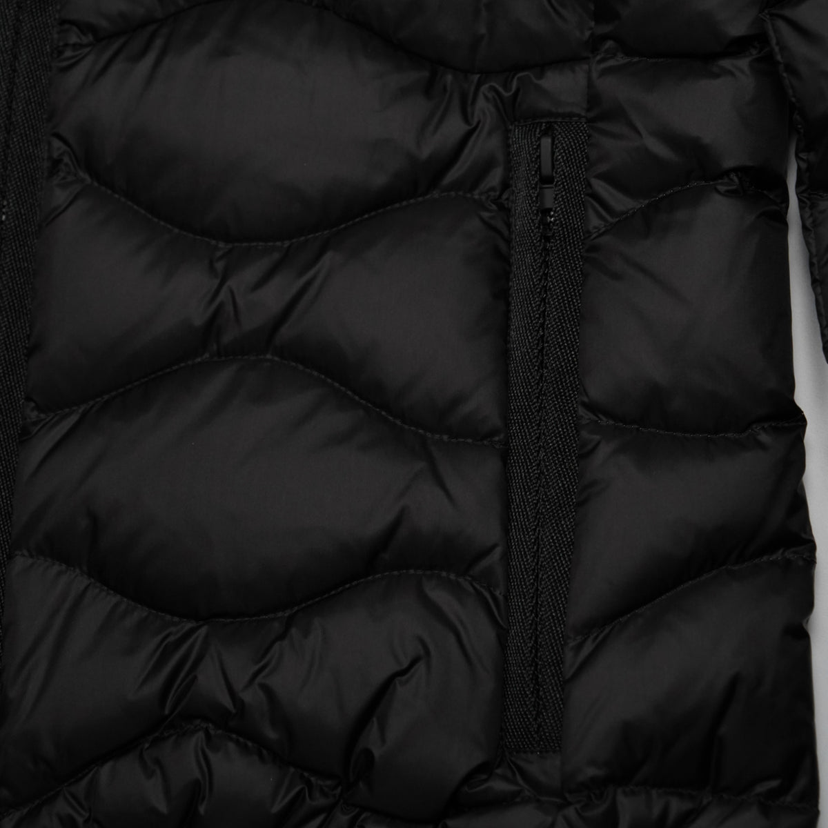 Piumino Blauer Aldie 26WBLDC03034 999EI Nero con Imbottitura in Piuma