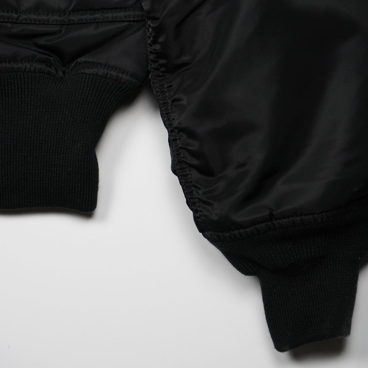Bomber Alpha Industries 100102 CWU-45 Heritage Nero