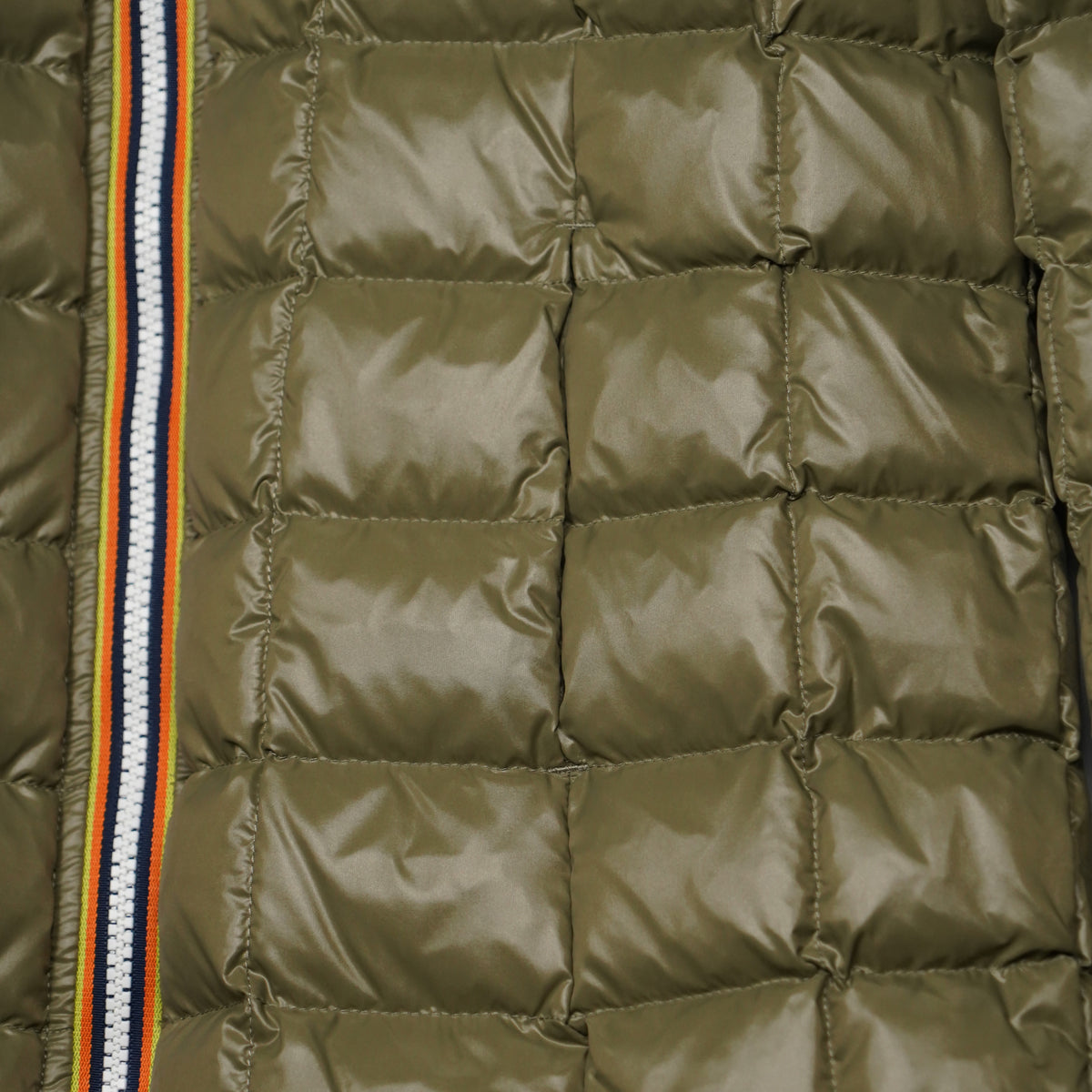 Giubbotto K-Way Denise ST Thermo Double K8134CW DBZ Nero e Verde Militare Reversibile con Cappuccio e Imbottitura in Piuma Naturale