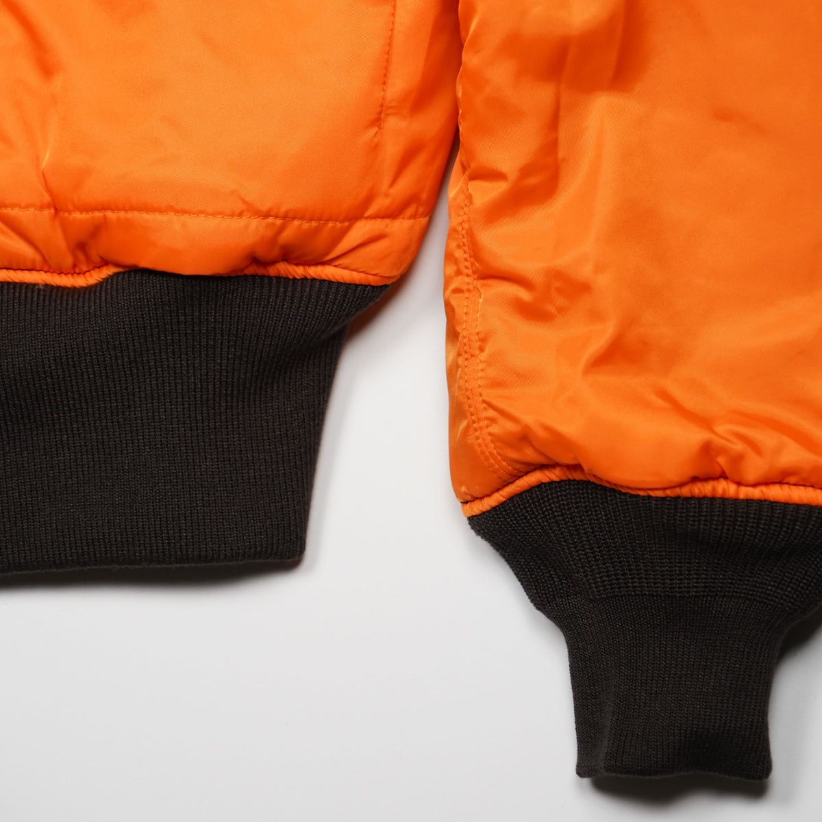 Bomber Alpha Industries 100101 MA-1 Heritage Marrone